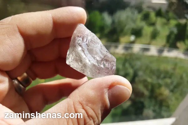 مزایای خرید از مجموعه زمین شناس